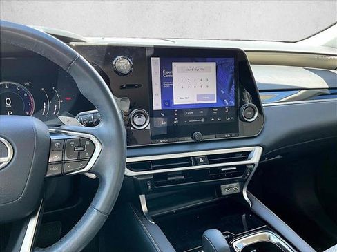 Used 2024 Lexus RX 350 FWD w/ Technology Package image 8