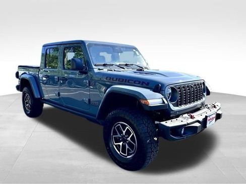 Used 2026 Jeep Gladiator Rubicon AWD/4WD image 11