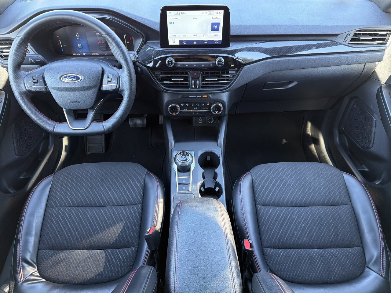 Used 2025 Ford Escape ST-Line FWD image 2