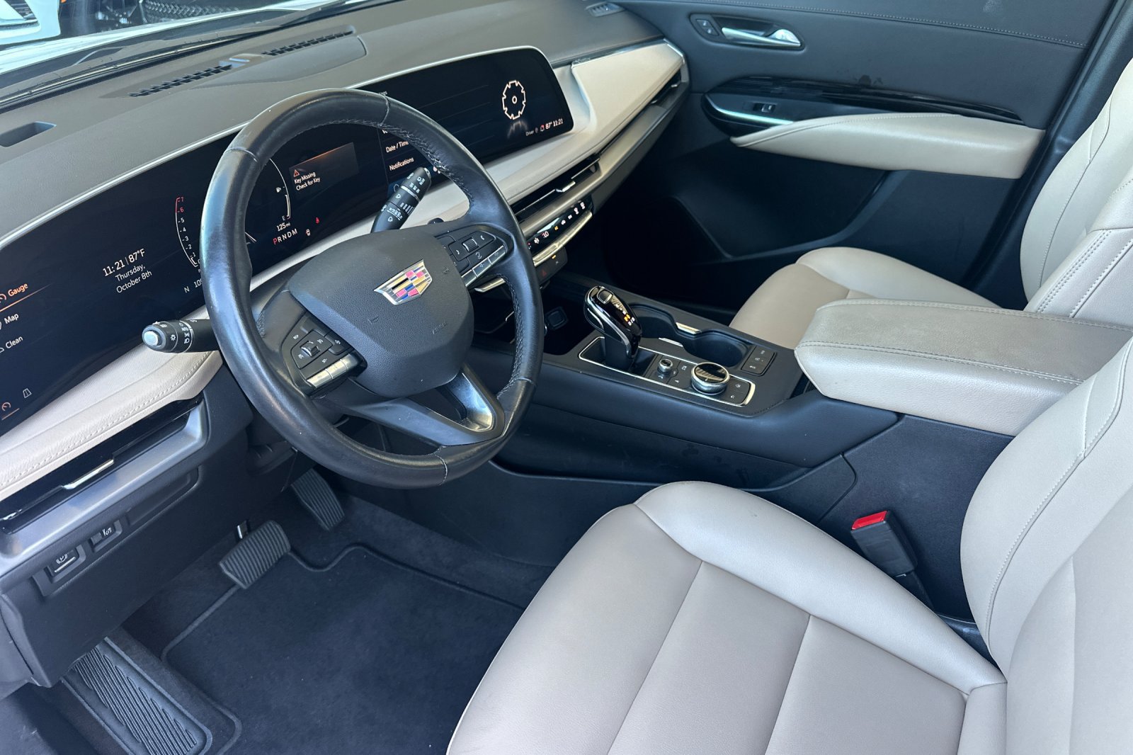 Used 2024 Cadillac XT4 Luxury FWD image 10