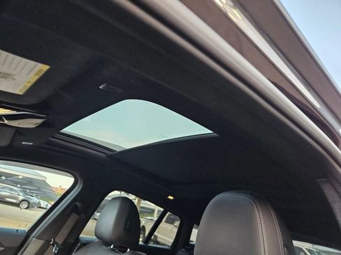 Used 2022 BMW X4 xDrive30i w/ Premium Package 2 image 27