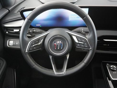 Used 2025 Buick Enclave Preferred image 16