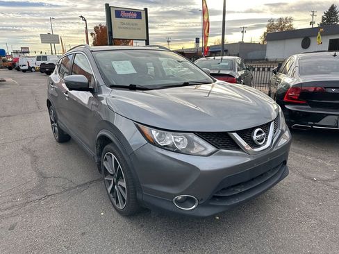 Used 2017 Nissan Rogue Sport SL image 8