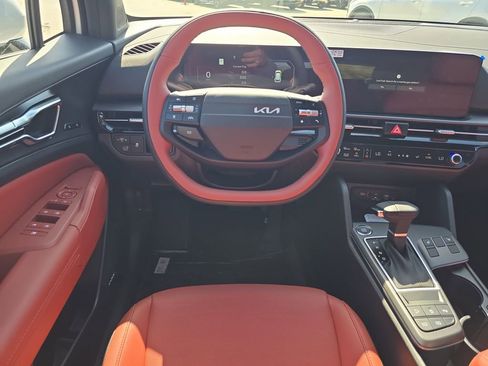 New 2026 Kia Sportage SX image 14