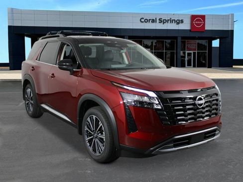 New 2026 Nissan Pathfinder Platinum w/ Cargo Package FWD image 7