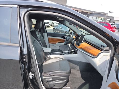 Used 2023 Jeep Compass Limited AWD/4WD image 15