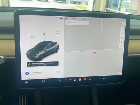 Used 2021 Tesla Model Y Long Range AWD/4WD image 9