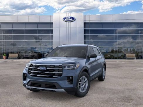 New 2026 Ford Explorer Active w/ Active Comfort Package RWD image 5