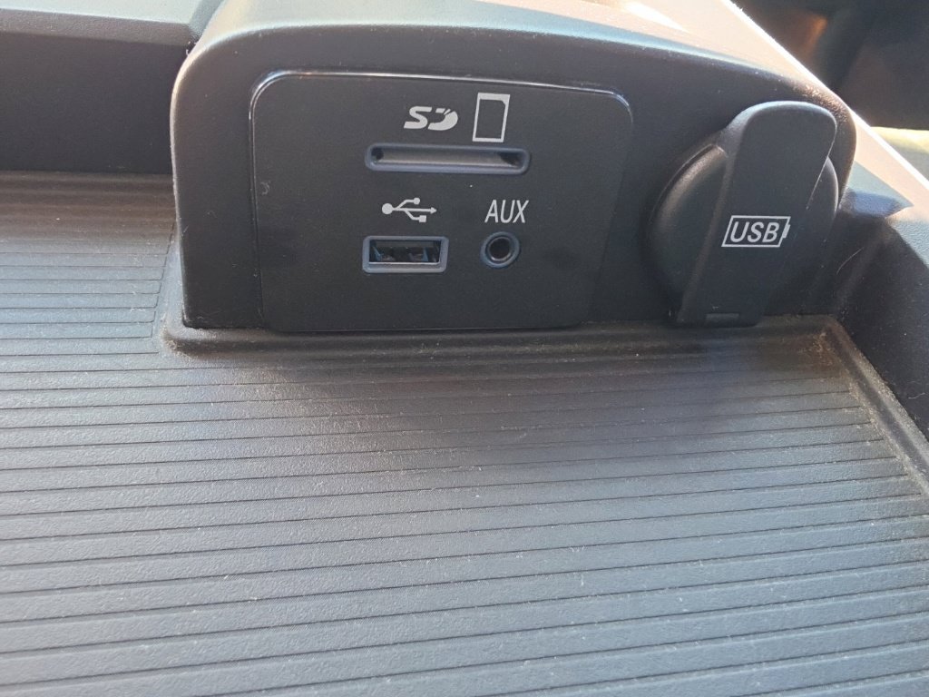 Used 2015 RAM 1500 Big Horn AWD/4WD image 25