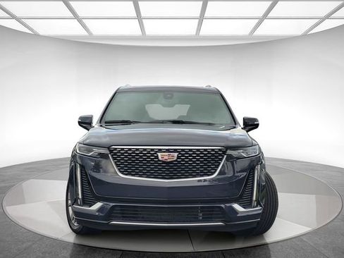 Certified 2024 Cadillac XT6 Premium Luxury AWD/4WD image 2