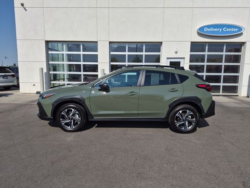Used 2026 Subaru Crosstrek 2.5i Premium w/ Crosstrek Mirror Package AWD/4WD image 10