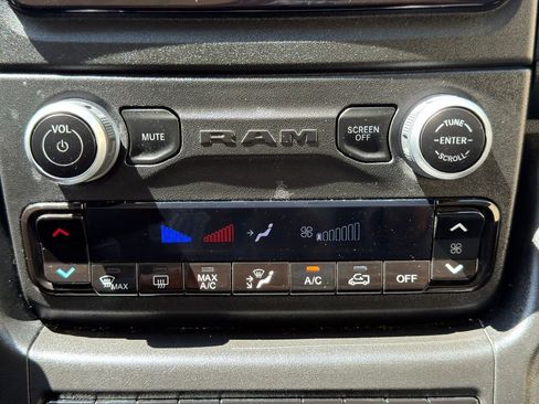 Used 2023 RAM ProMaster 2500 FWD image 33
