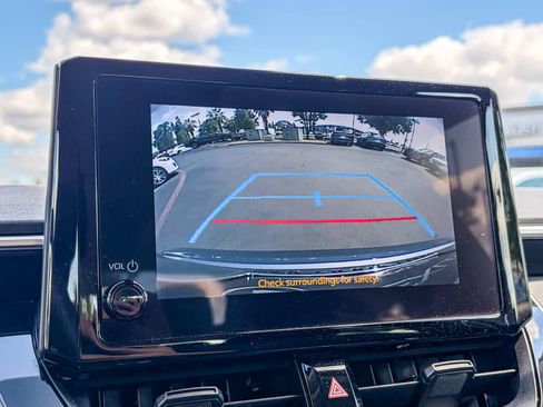 Used 2024 Toyota Corolla LE w/ LE Convenience Package FWD image 23