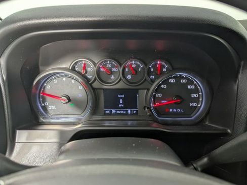 Used 2019 Chevrolet Silverado 1500 Custom Trail Boss w/ Custom Convenience Package image 12