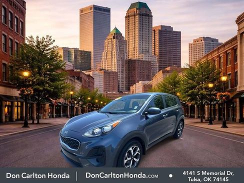 Used 2022 Kia Sportage LX FWD image 3