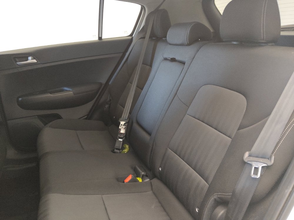 Used 2021 Kia Sportage LX FWD image 18