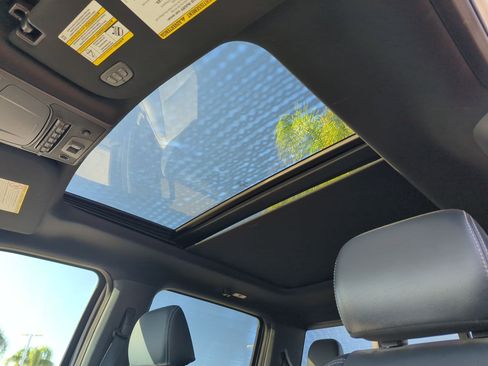 Used 2022 Ford F250 Lariat w/ Lariat Ultimate Package image 27