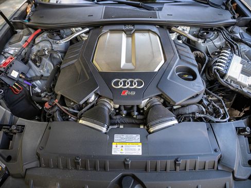 Used 2023 Audi RS 6 AWD/4WD image 37