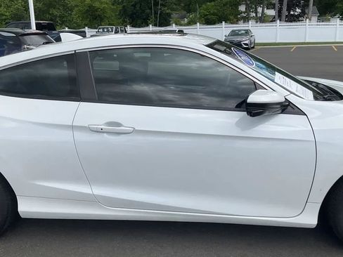 Used 2017 Honda Civic EX-L image 11