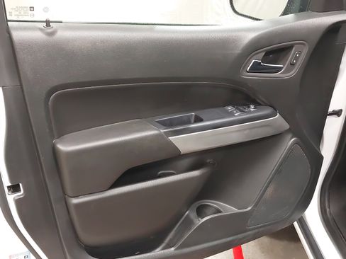 Certified 2022 Chevrolet Colorado LT w/ Fleet Safety Package image 26