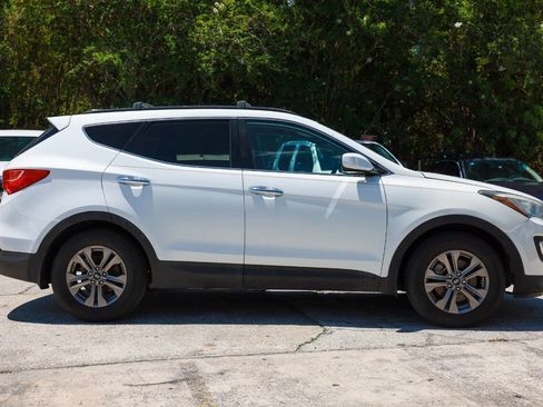 Used 2016 Hyundai Santa Fe Sport w/ Option Group 02 FWD image 9