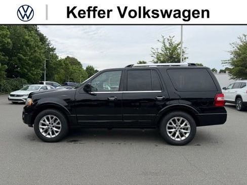 Used 2017 Ford Expedition Limited w/ Equipment Group 301A AWD/4WD image 2