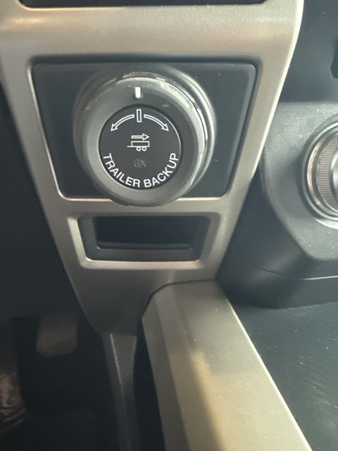 Used 2018 Ford F150 Lariat w/ Equipment Group 502A Luxury AWD/4WD image 11