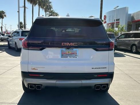 Used 2025 GMC Acadia Elevation w/ Elevation Premium Package FWD image 24