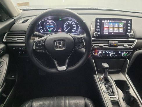 Used 2018 Honda Accord Touring image 22
