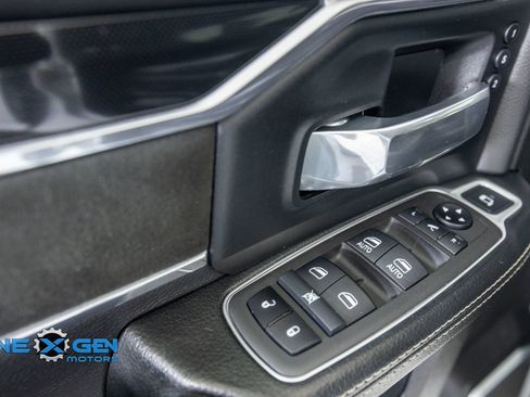 Used 2021 RAM 3500 Laramie AWD/4WD image 12