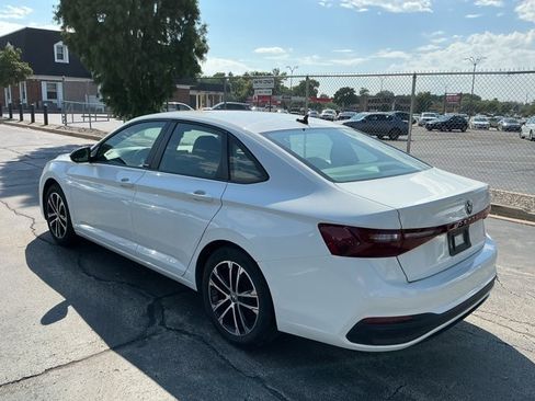 Used 2025 Volkswagen Jetta Sport FWD image 7