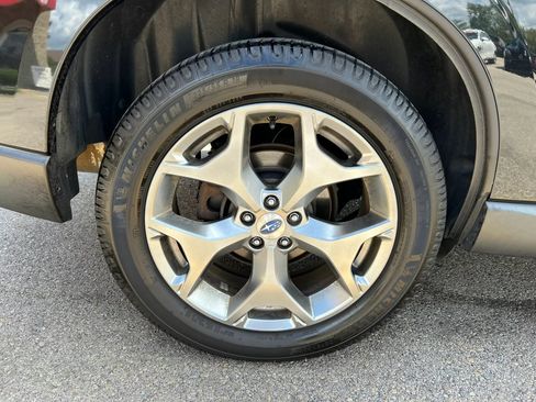 Used 2018 Subaru Forester 2.5i Touring w/ Popular Package #3B AWD/4WD image 11