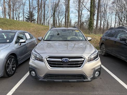 Used 2018 Subaru Outback 2.5i Premium image 2