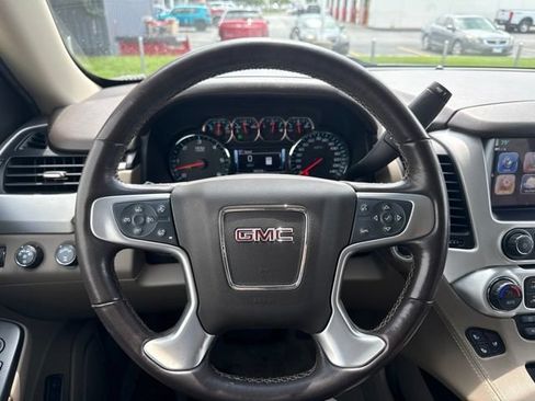 Used 2019 GMC Yukon SLT w/ Premium Edition AWD/4WD image 22