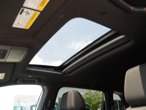 Used 2026 Honda CR-V Sport image 17