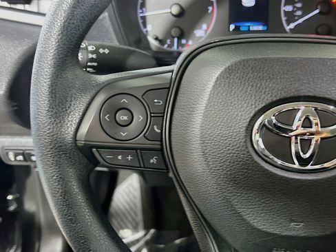 Used 2023 Toyota Corolla LE FWD image 19
