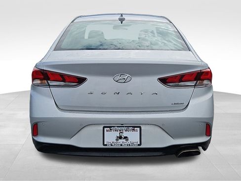 Used 2018 Hyundai Sonata Limited w/ Limited Ultimate Package 03 image 6