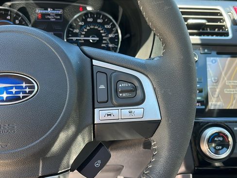 Used 2017 Subaru Forester 2.5i Touring AWD/4WD image 15