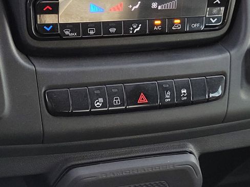 New 2024 RAM ProMaster 3500 w/ Delivery Van Package image 32