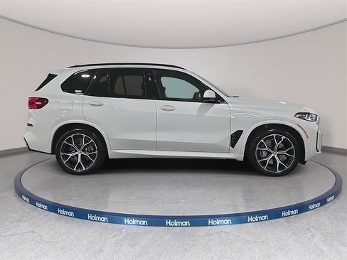 Certified 2026 BMW X5 xDrive50e w/ M Sport Package image 4