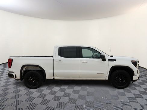 Used 2024 GMC Sierra 1500 Elevation AWD/4WD image 5