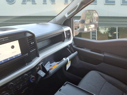 New 2026 Ford F250 XL w/ STX Appearance Package AWD/4WD image 14