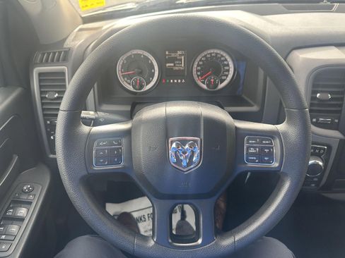 Used 2018 RAM 1500 Express w/ Express Value Package image 16