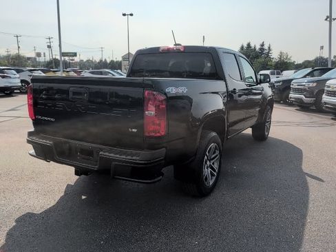 Used 2021 Chevrolet Colorado W/T w/ Custom Special Edition AWD/4WD image 8