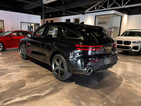 Used 2024 Genesis GV70 3.5T Sport w/ Sport Advanced Package image 3