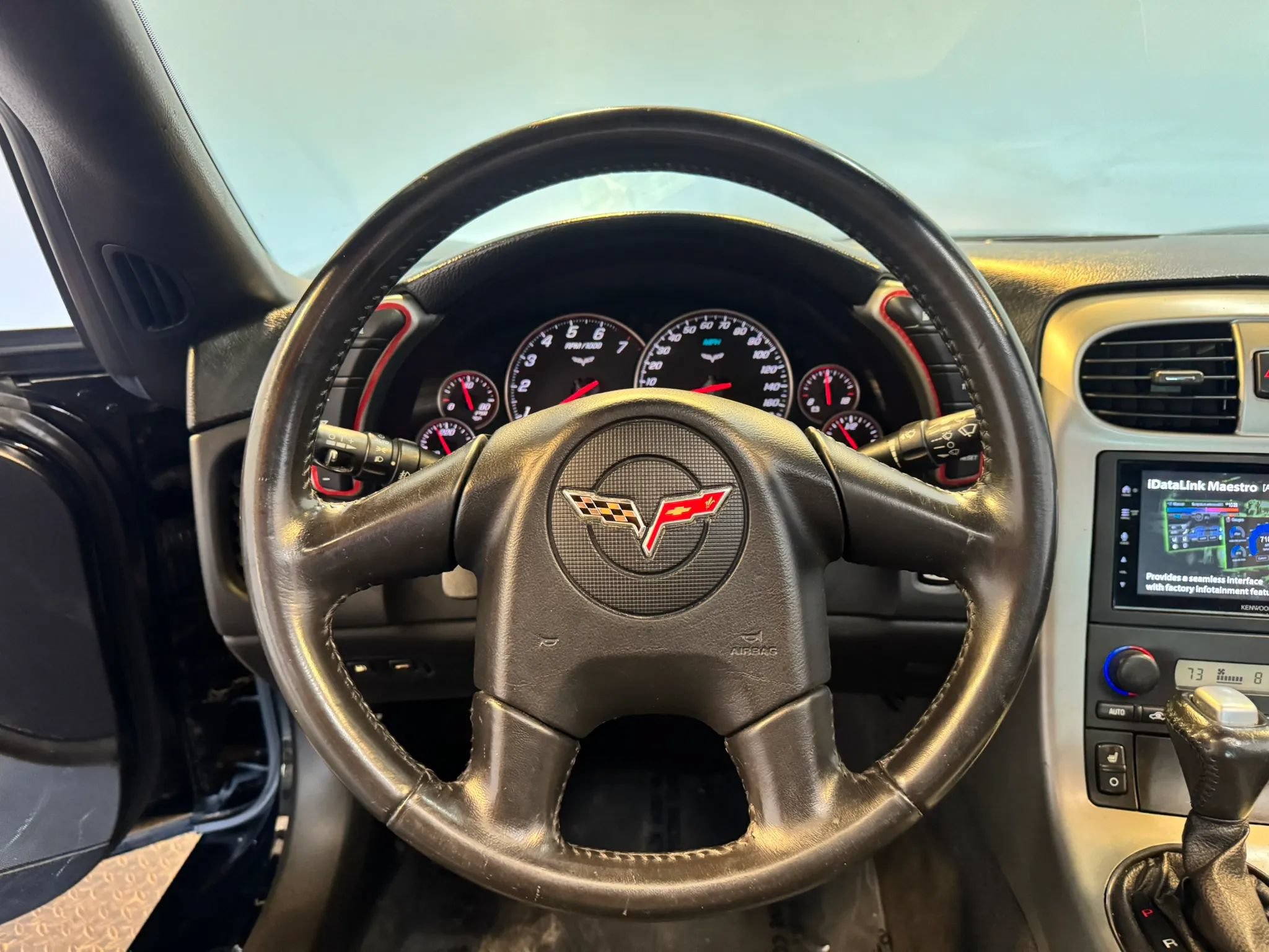 Used 2005 Chevrolet Corvette Coupe w/ Preferred Equipment Group RWD image 19