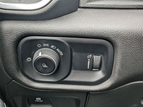 Used 2024 RAM 1500 Laramie image 23