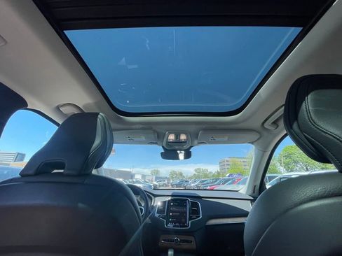 Used 2024 Volvo XC90 B6 Plus image 33