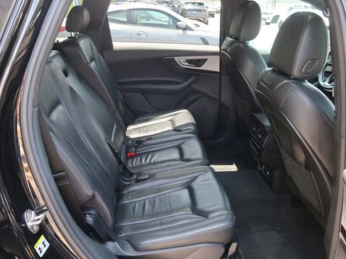 Used 2019 Audi Q7 2.0T Premium AWD/4WD image 23