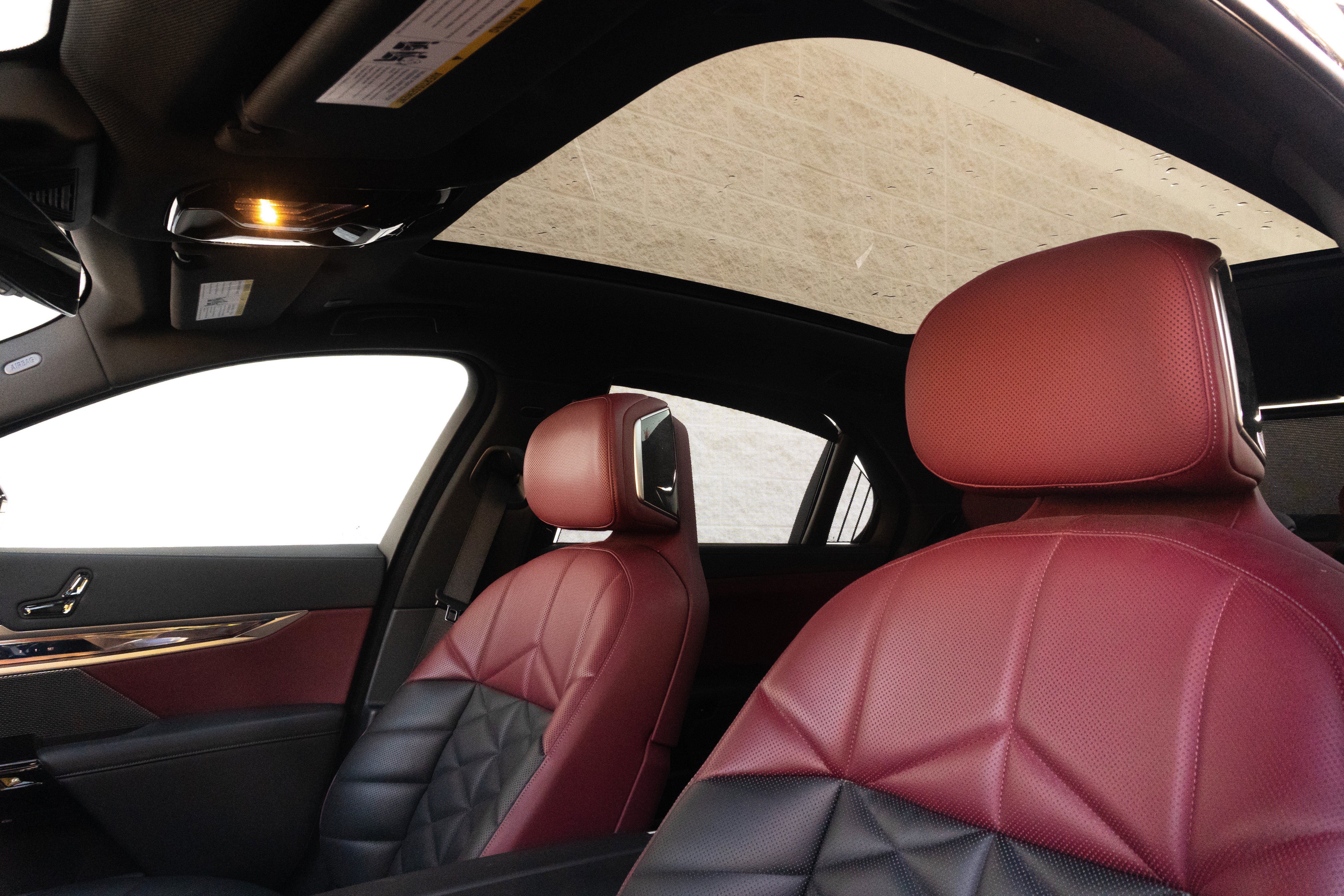 Certified 2024 BMW 740i w/ Premium Package 2 RWD image 15